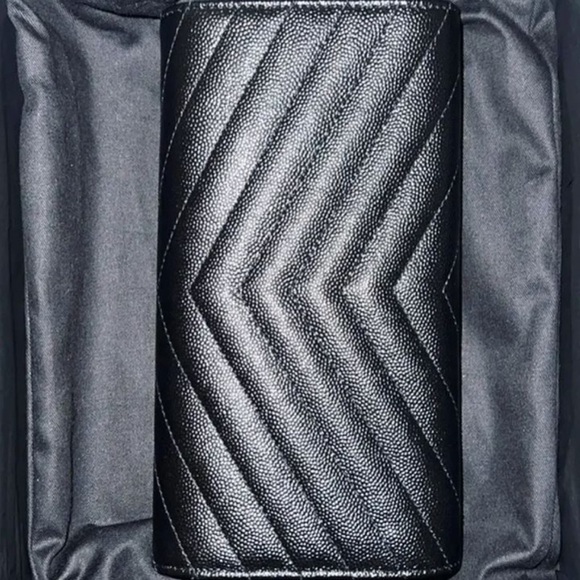 BRAND NEW YSL SAINT LAURENT Long Flap Wallet In Grain Embossed Leather MSRP $930 - Picture 8 of 13
